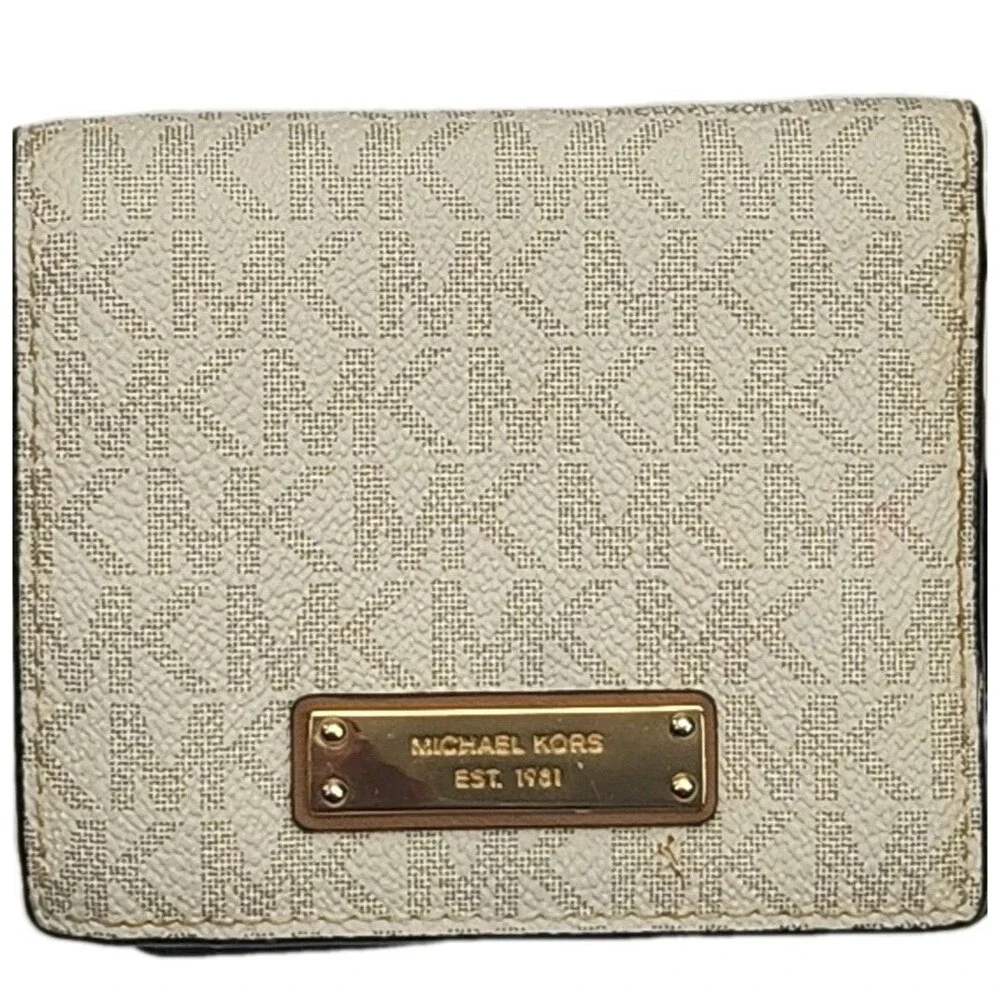 Michael Kors Wallet Beige Jet Set Bifold 4.75